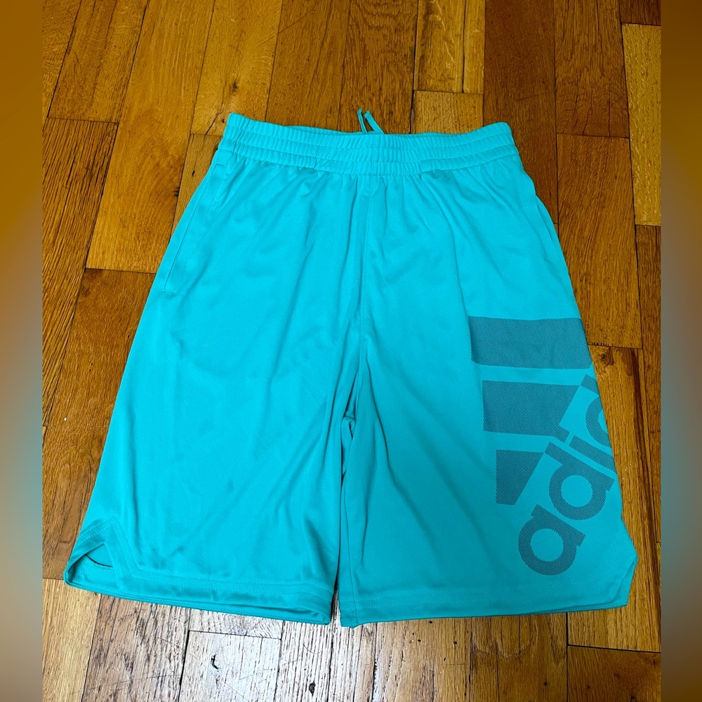 Boys Adidas shorts. Size L.
